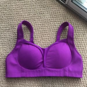 Lululemon “ta ta tamer”